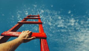 A picture of a ladder facing up to the sky