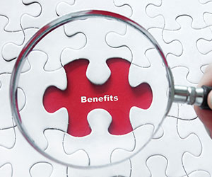 Magnifying glass over jigsaw puzzle: Benefits