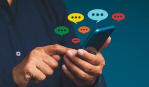 Live Chat Concept