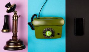 Phone evolution image with the oldest phone on the left and the newest smartphone on the right