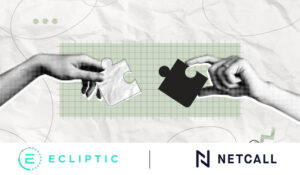 2 people putting puzzle pieces together